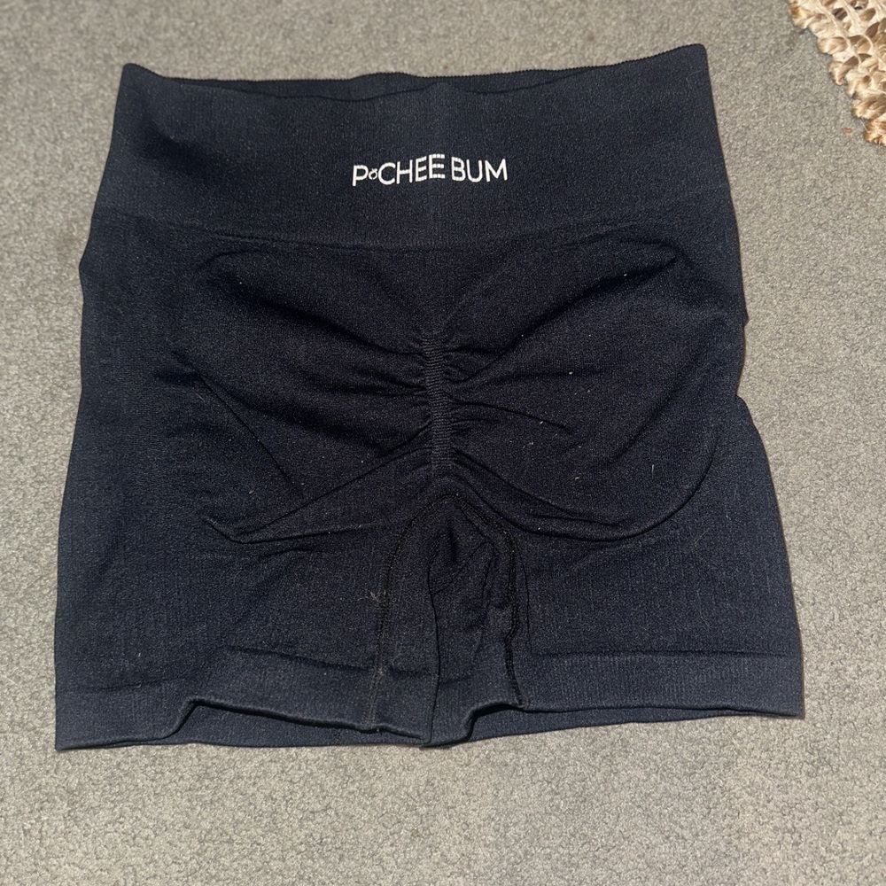 PCHEE BUM Black Shorts